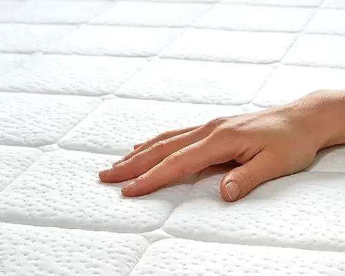 Pokrowce rozpinane z funkcja spania na materac